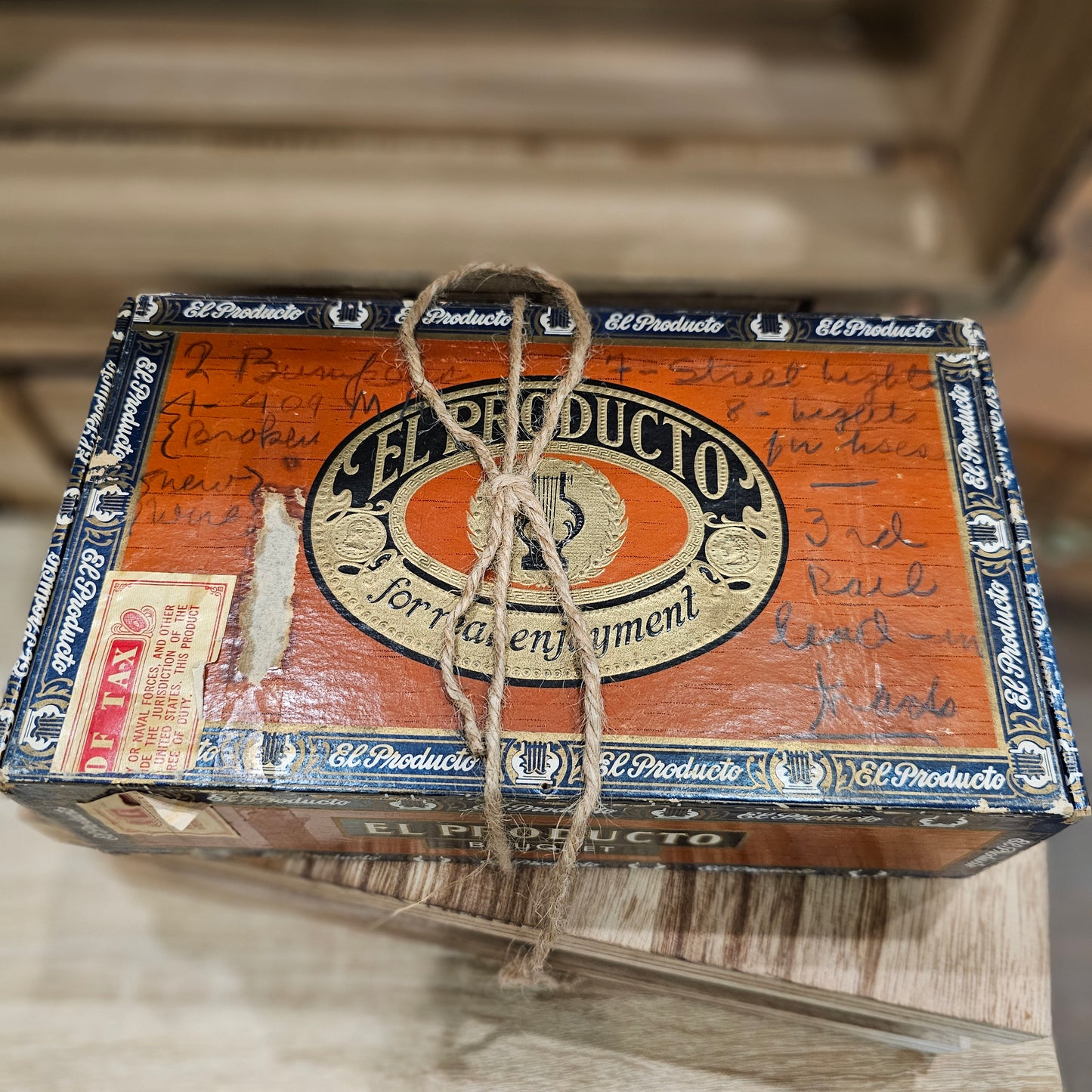 Gift box/Cigar box for Men